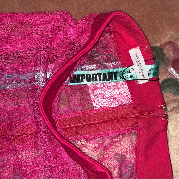 Hot pink sheer lace midi skirt & short set XS - Picture 9 of 10